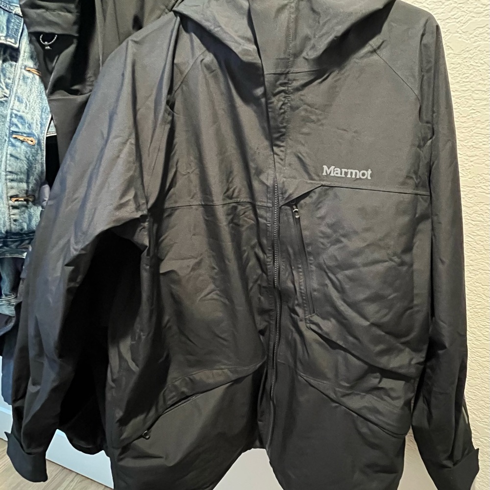Marmot Men's Black Snowboard Jacket